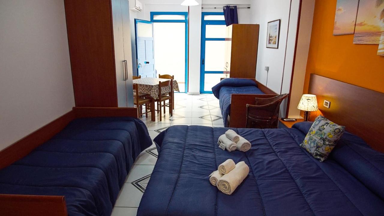 Baia Di Naxos 3*