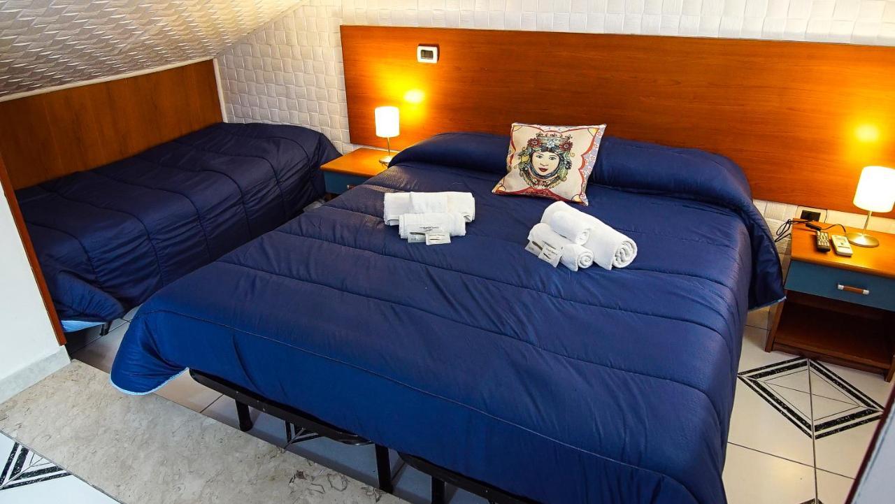 Baia Di Naxos Aparthotel 3*
