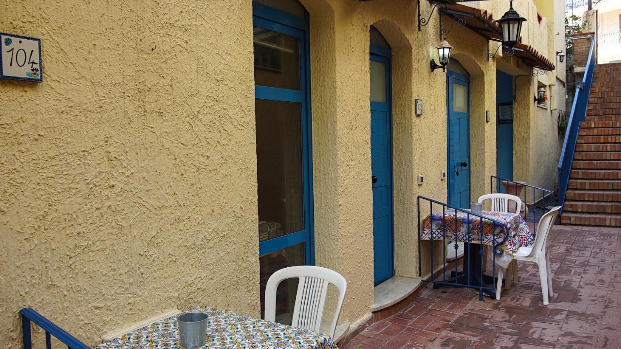 Aparthotel Baia Di Naxos