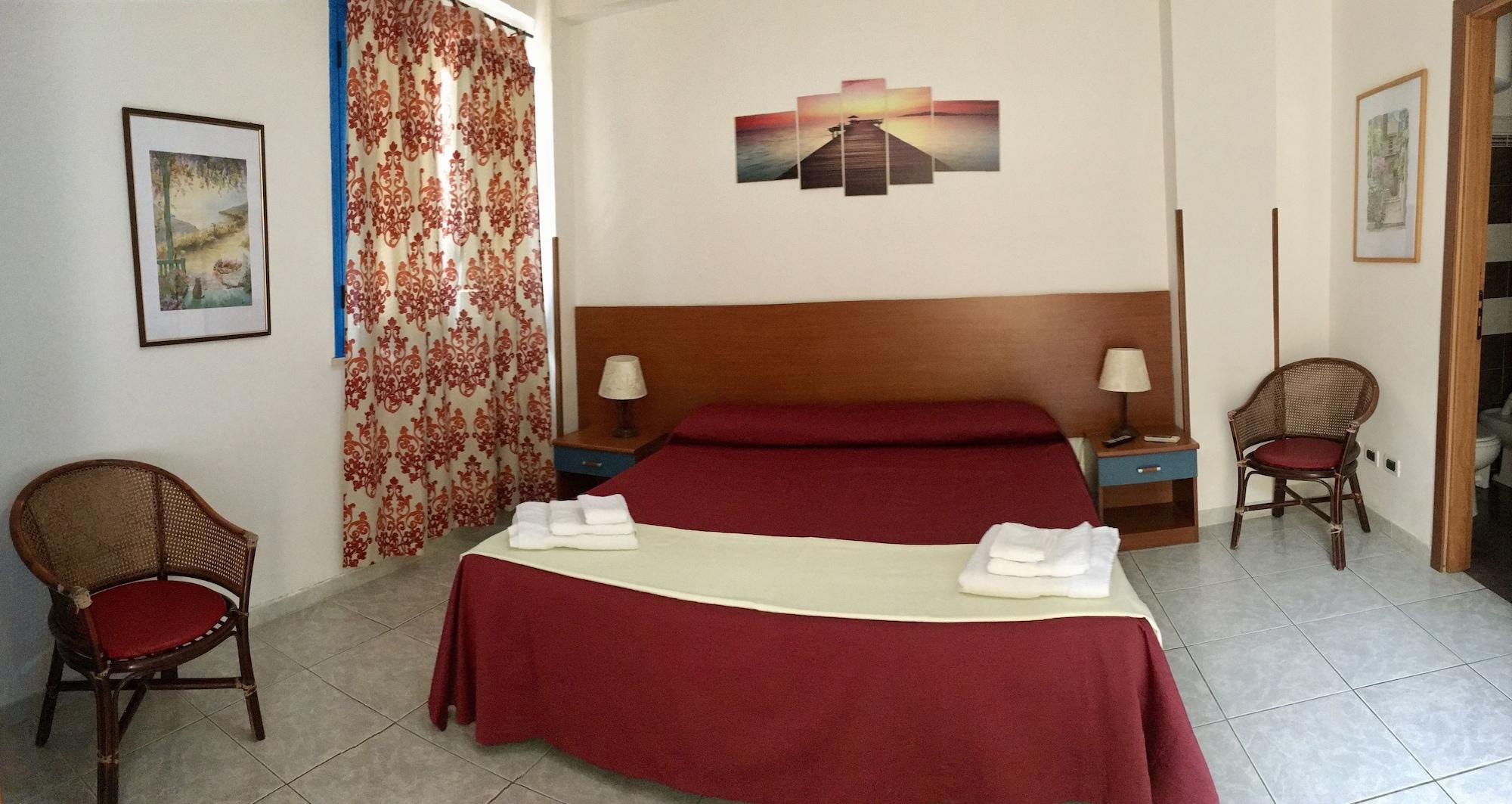 Baia Di Naxos Aparthotel 3*