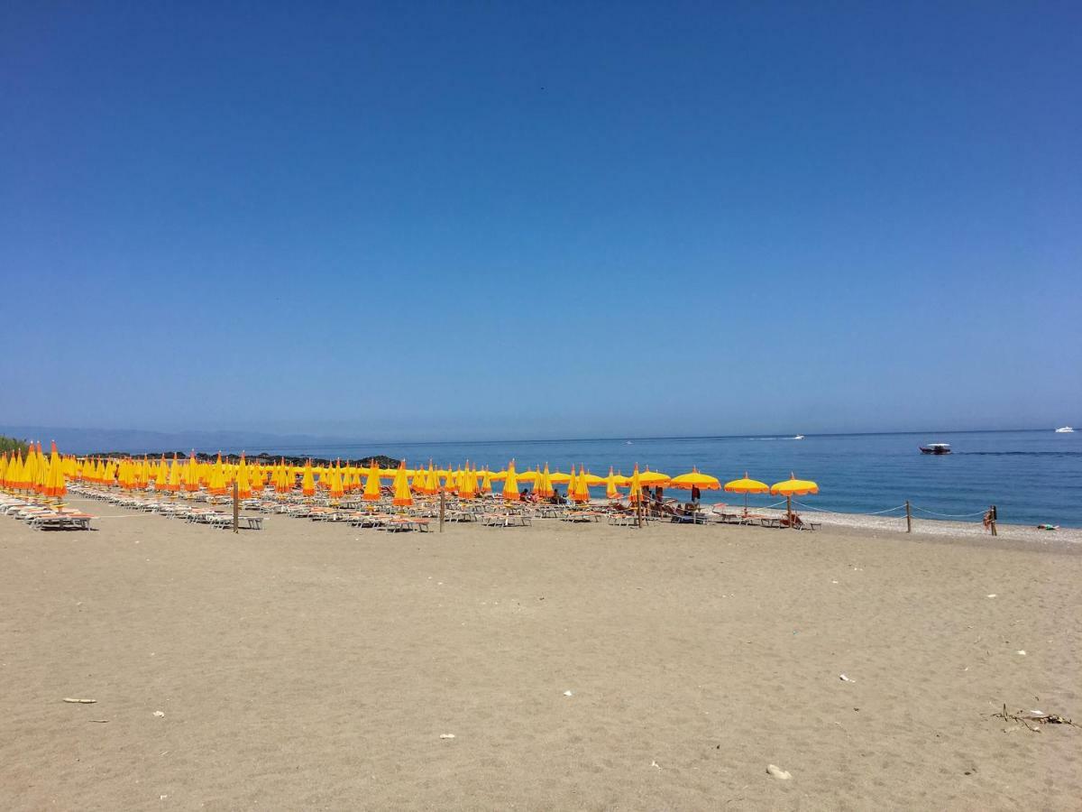 Baia Di Naxos Aparthotel Giardini-Naxos